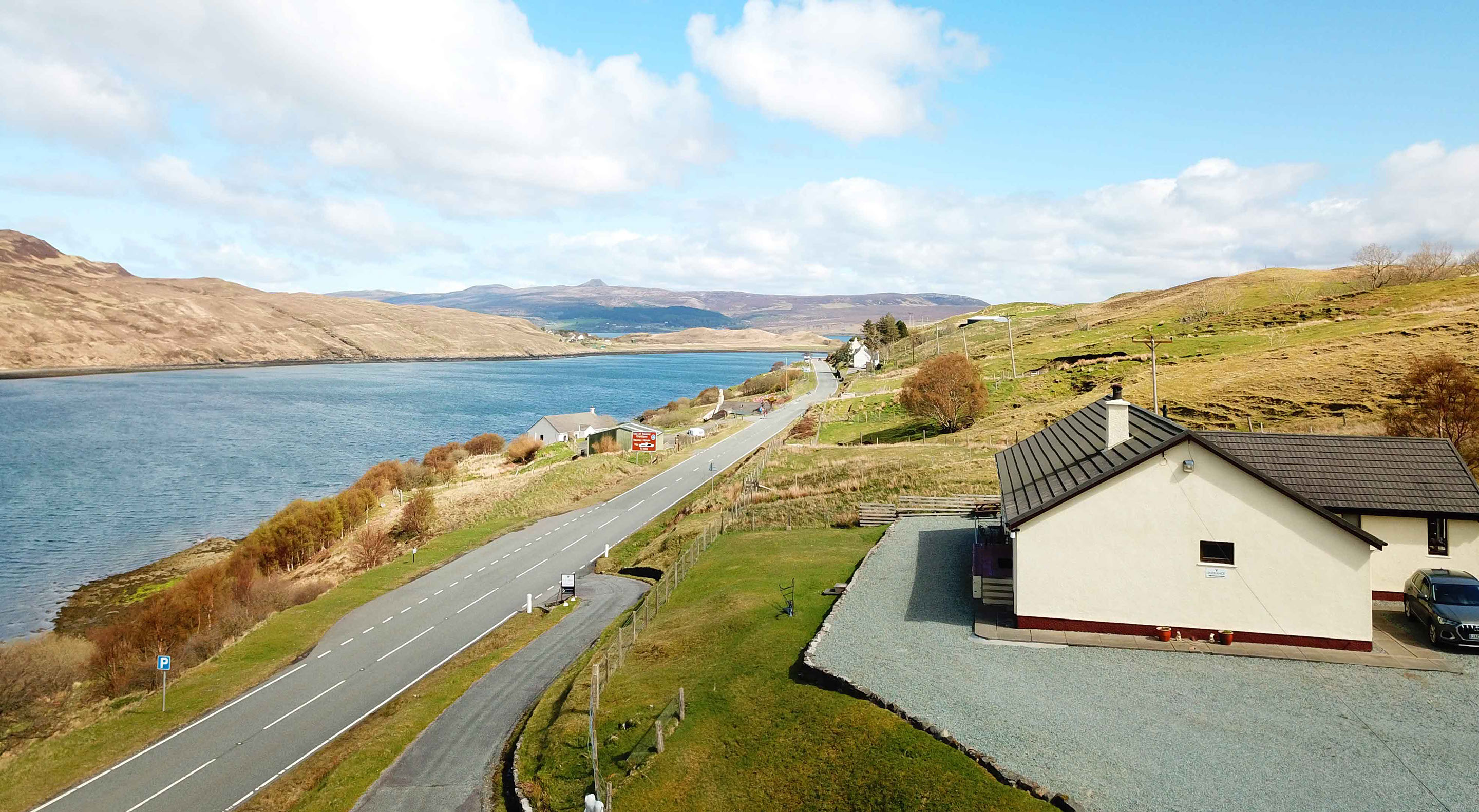 Taransay House Luxury Bed and Breakfast Accommodation in Portree with Sea views and Super King Size Double Beds