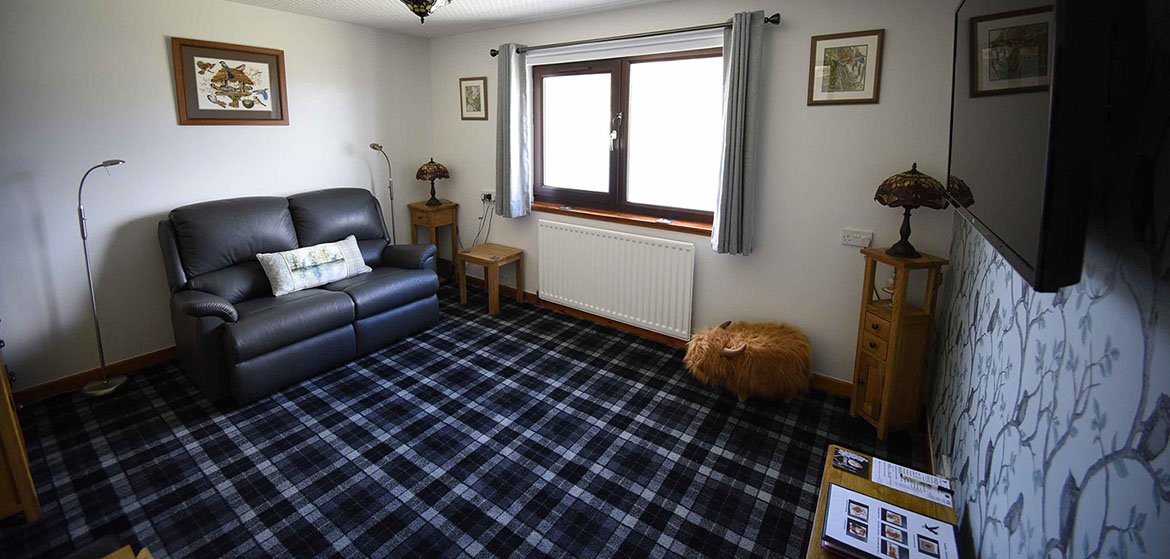Loch Aluinn accommodation in Sconser with sea views of the Isle of Skye