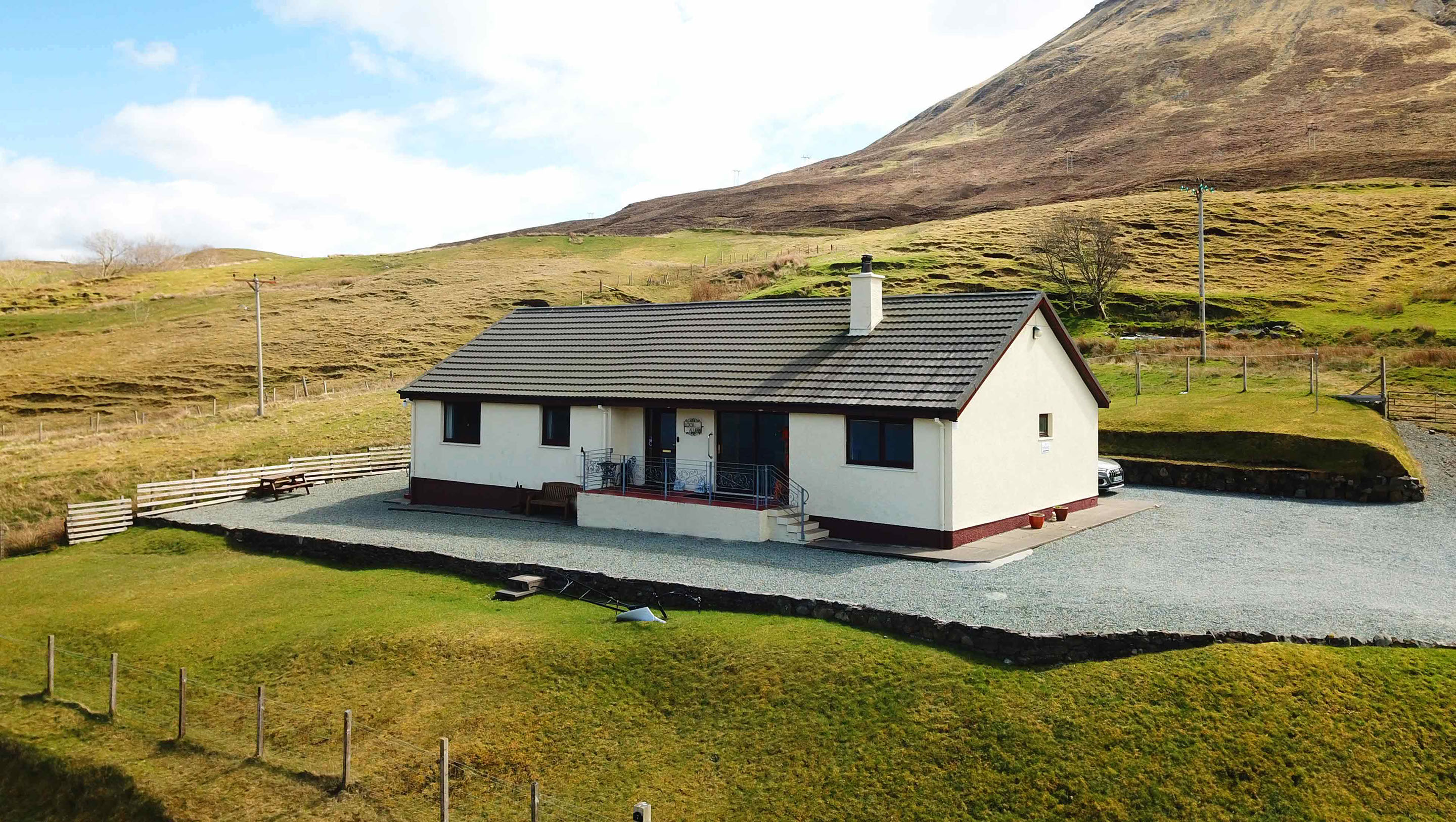 Enjoy stunning views at Taransay House Luxury Guest House in Portree