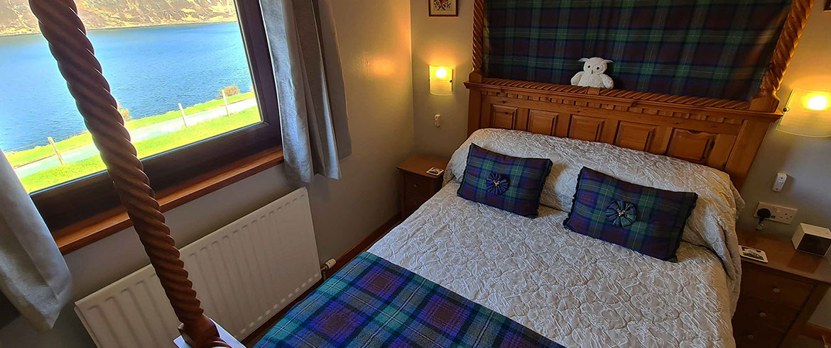 Loch Aluinn bed and breakfast accommodation is a sea view property located in Sconser